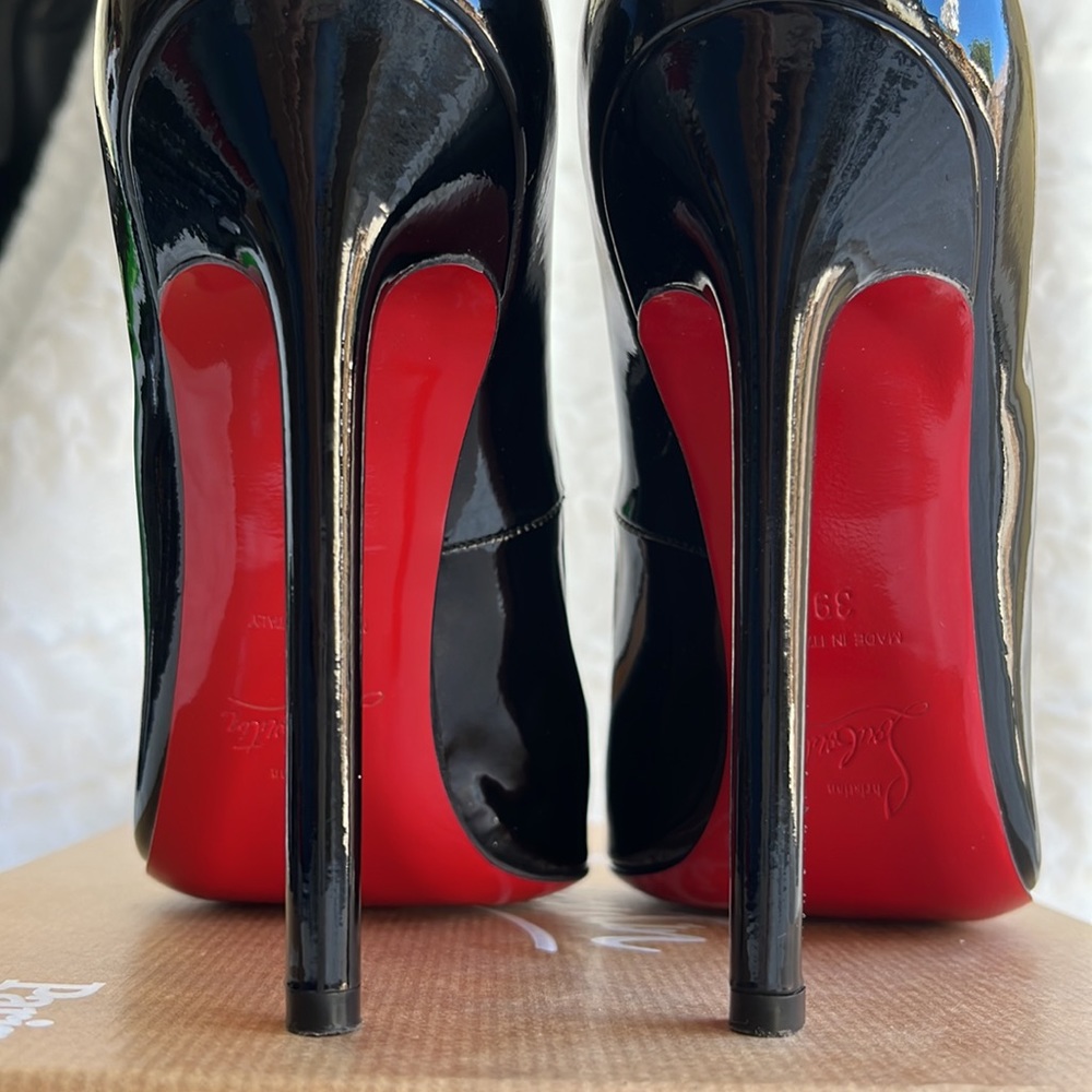 Authentic Louboutin Pigalle 120 size 39